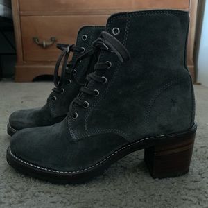 Frye “Sabrina 6g” lace up boots